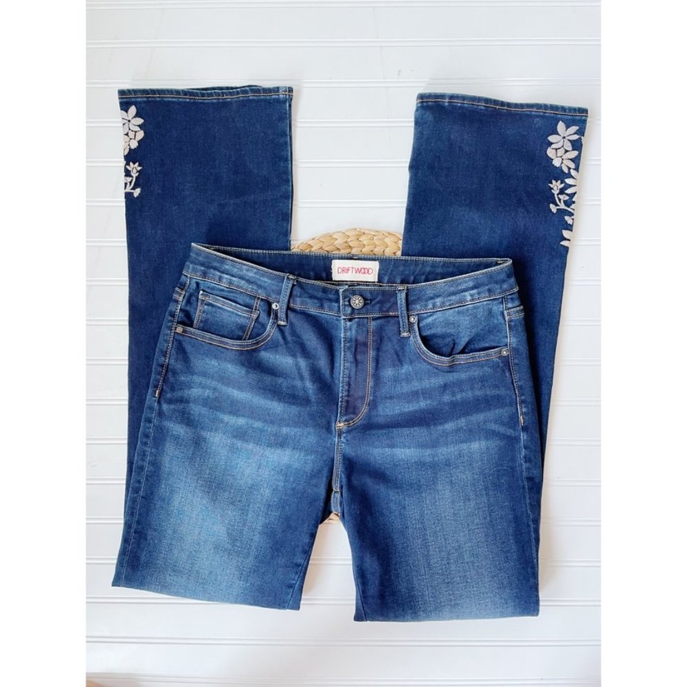 Free People DRIFTWOOD embroidered flare Jeans